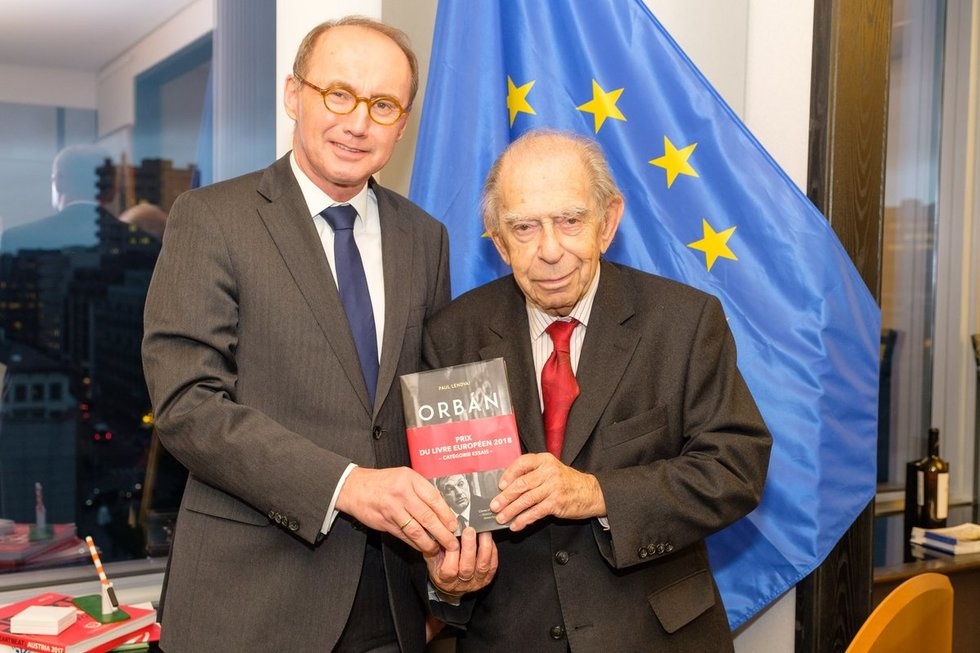 Európai Könyvdíjat kapott Paul Lendvai