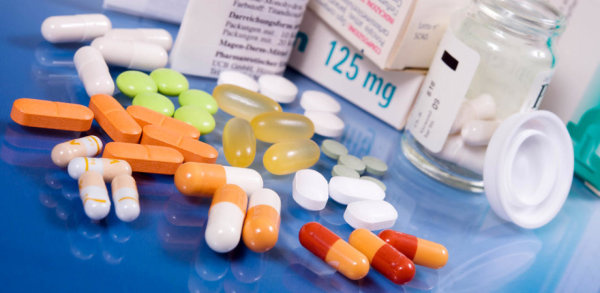 Hamis gyógyszerek – egy kattintásnyira